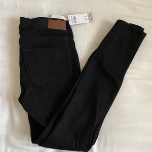 Hollister Jean